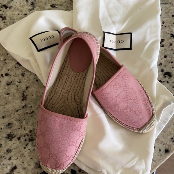 Authentic Gucci Espadrilles never been worn! - Picture 3 of 3
